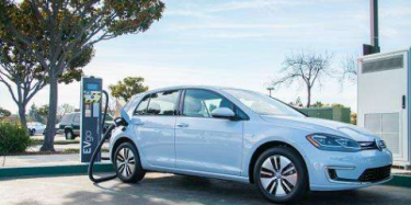 2017亞洲新能源汽車(chē)及充電樁展覽會(huì)9日琶洲館舉行