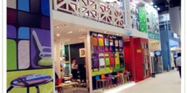 用溝通引導(dǎo)廣交會展臺設(shè)計