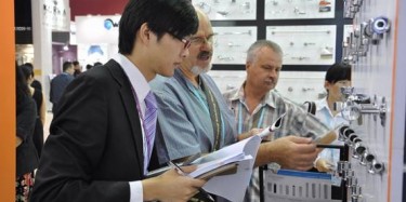 外貿(mào)菜鳥必看，新人如何玩轉(zhuǎn)廣交會秘籍