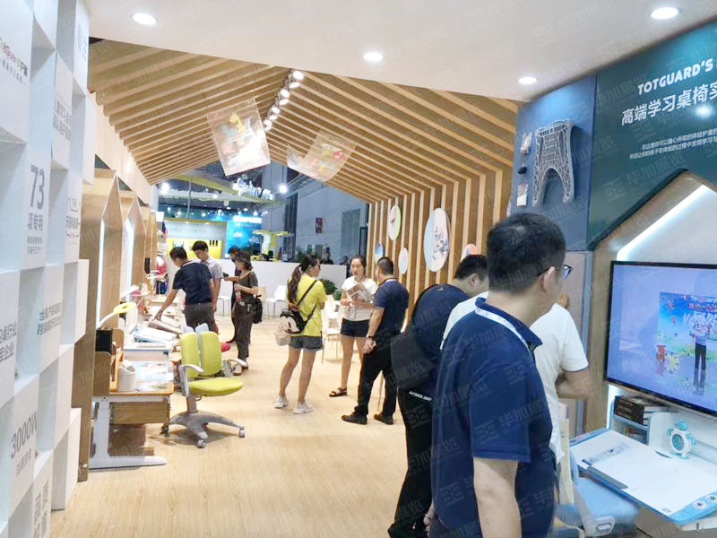 護(hù)童——嬰童展展臺(tái)制作 護(hù)童——嬰童展展臺(tái)制作